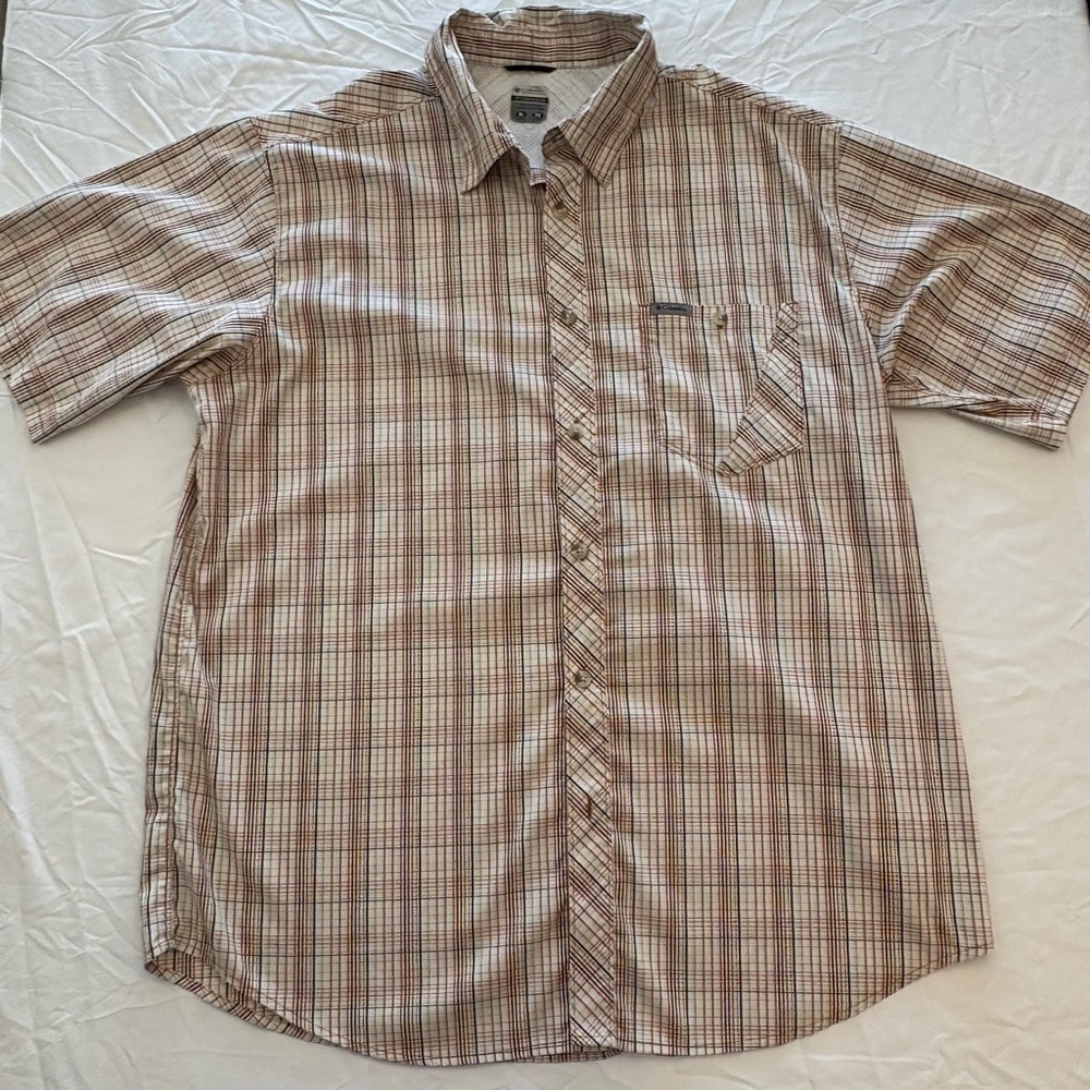 Columbia Plaid Short Sleeve Men's Shirt